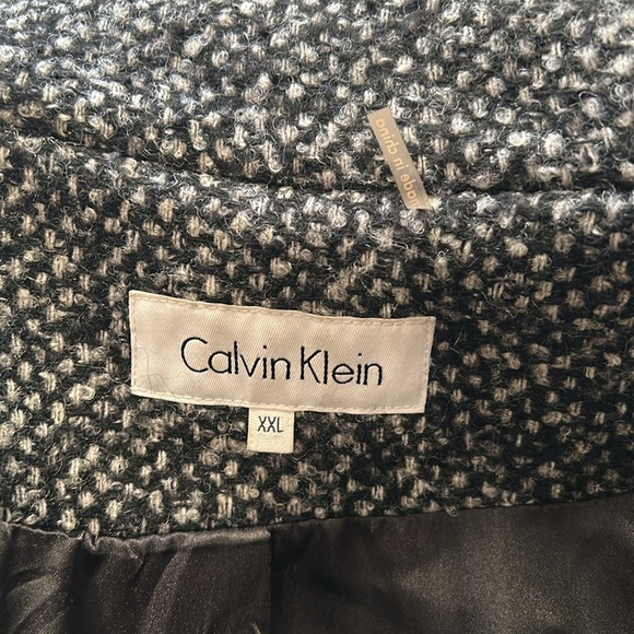 Wool lined mid length Calvin Klein trench style coat with leather trim - Picture 6 of 7